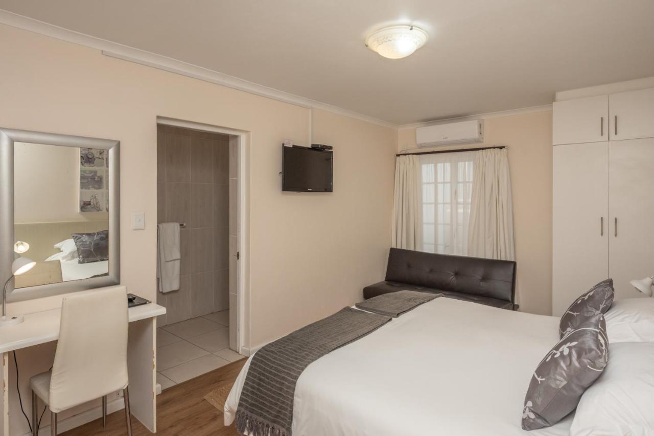 Millard Crescent Guest House Port Elizabeth Ngoại thất bức ảnh